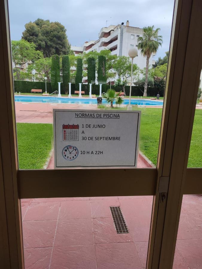 Bonito Apartamento Cerca De La Playa Salou Bagian luar foto